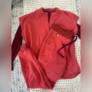 Figs size small scrub set rafaela